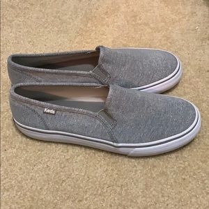 Less, Grey and white.